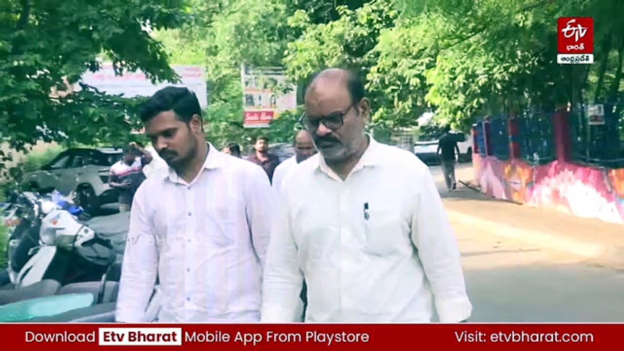 మెడికో ప్రియాంక కుటుంబానికి రూ.20 లక్షల ఆర్థికస...