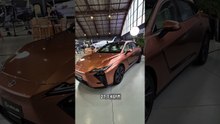 LEXUS VOLTA A TER SEDÃ NO BRASIL