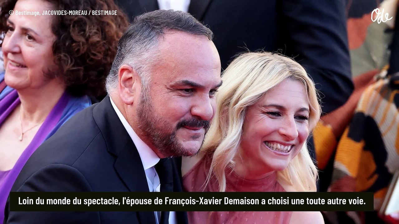 François-Xavier Demaison : Son épouse Anaïs a créé sa propre marque avec sa maman, inspirée de ses racines catalanes