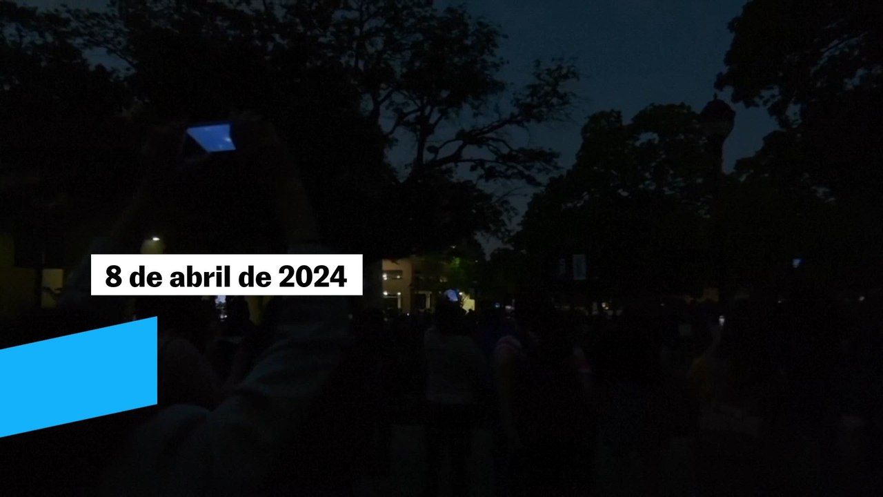 Imágenes de todos los eclipses solares totales en los últimos siete años