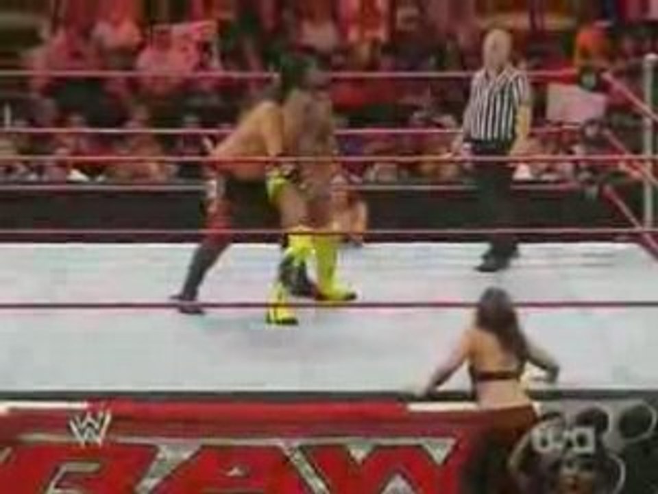 Kofi Kingston vs Paul Burchill - Raw 7/14/08