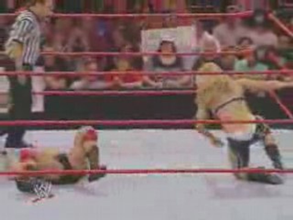 Raw 7.14.08 - Beth Phoenix vs. Santino Marella