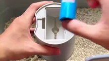 Cat Litter Scoop with Built-In Waste Bag Holder – Mess-Free Sifting Tool + 8 Bag Rolls Included