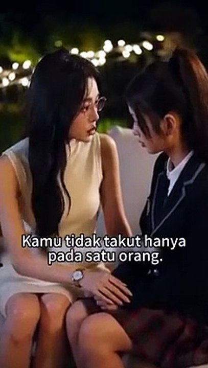 Jadi ibu tiri kontrak, aku jinakkan 3 anak bandel CEO. Dia jatuh cinta, nikahi, dan manjakan aku！