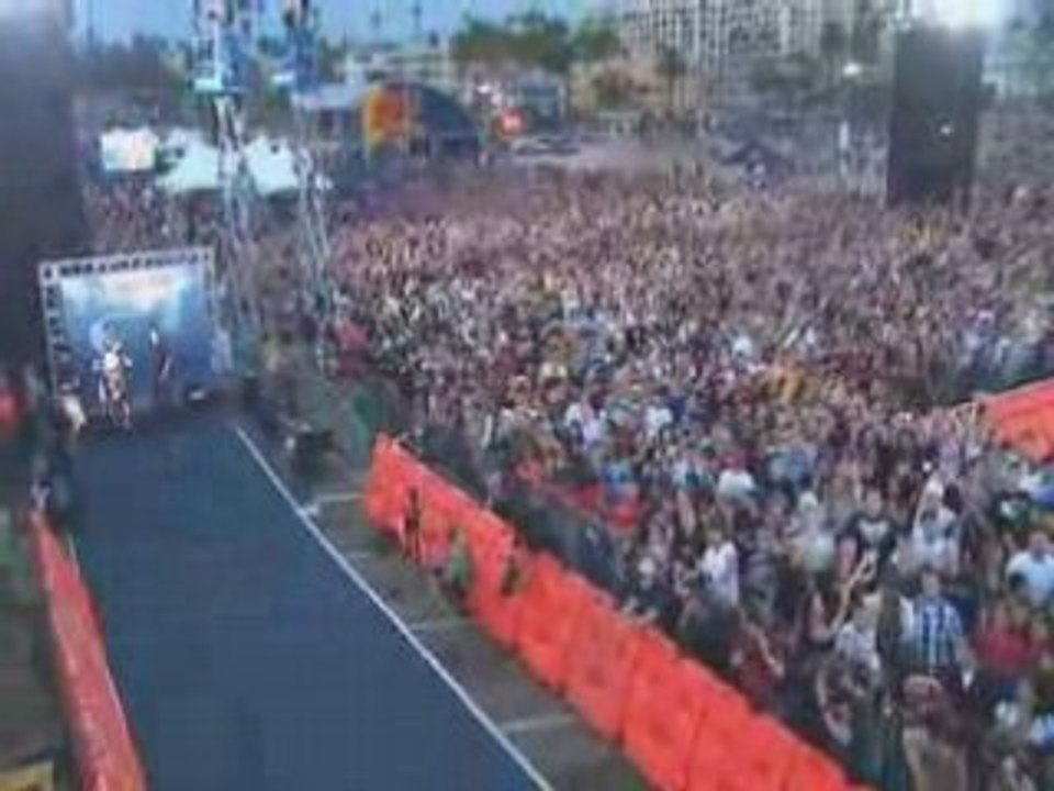 Ronnie Renner World's Highest Dirtbike Jump