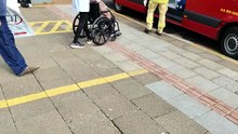 Com o braço quebrado há alguns dias, idosa é socorrida pelo Siate e encaminhada ao hospital