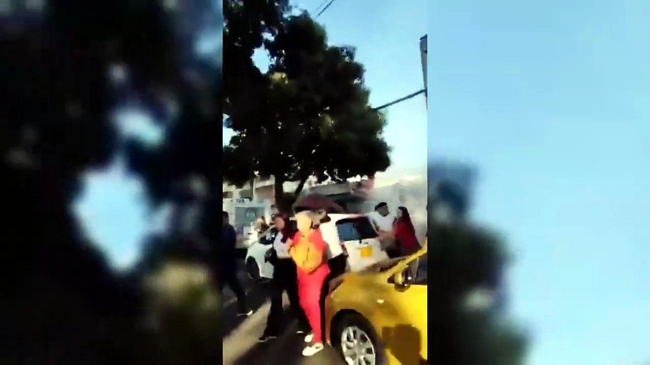 Terremoto in Colombia, urla di terrore a Cali: crolla la sede di una struttura sanitaria