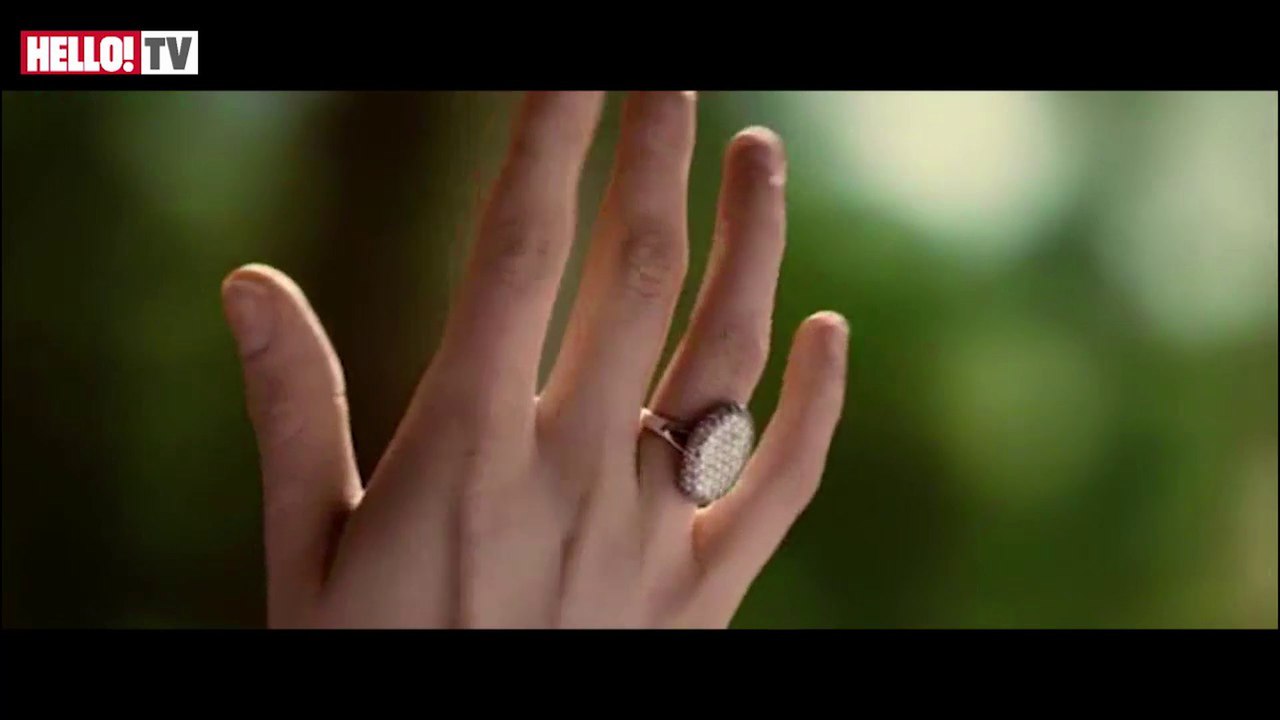 Teaser Trailer: The Twilight Saga: Breaking Daw...