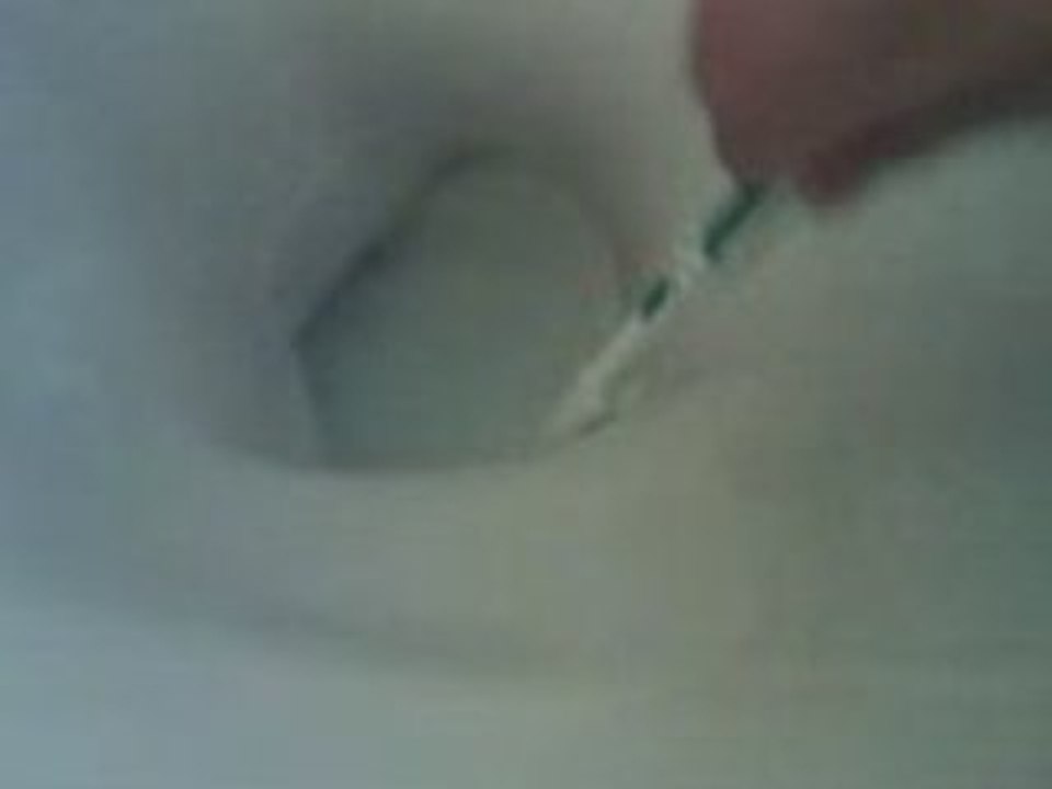 Bizutage. sur la brosse a dent
