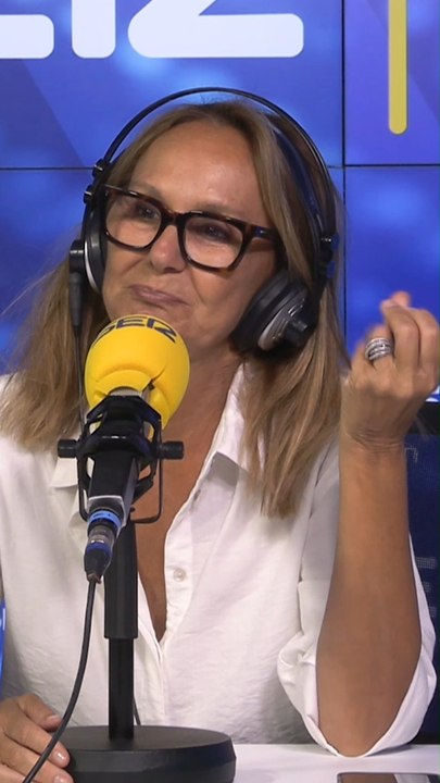 María Dueñas: "Convierten al 'best seller' en un género facilón porque creen que la gente es tonta"