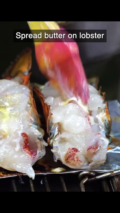 Grilled Lobster with Cheese
