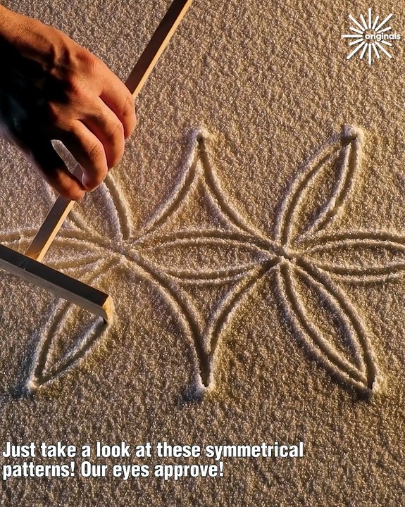 Relaxing sand art for your ASMR pleasure! 💆‍♂️🌟