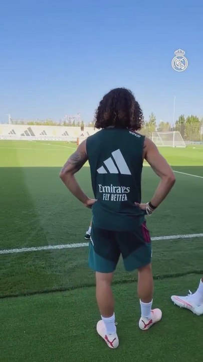 Inside Cucurella: así ha sido el primer día de la nueva estrella del Madrid