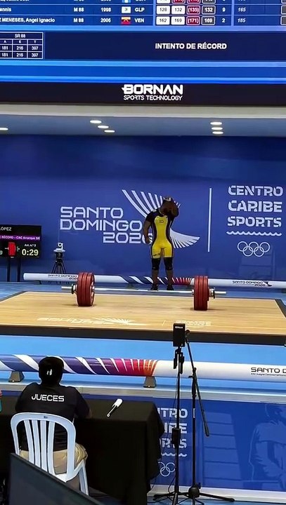 Yeison López rompe récord mundial en los Juegos Centroamericanos 2026