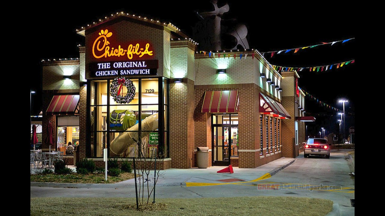 Why Chick-fil-A Beats McDonald's Despite Closing Every Sunday