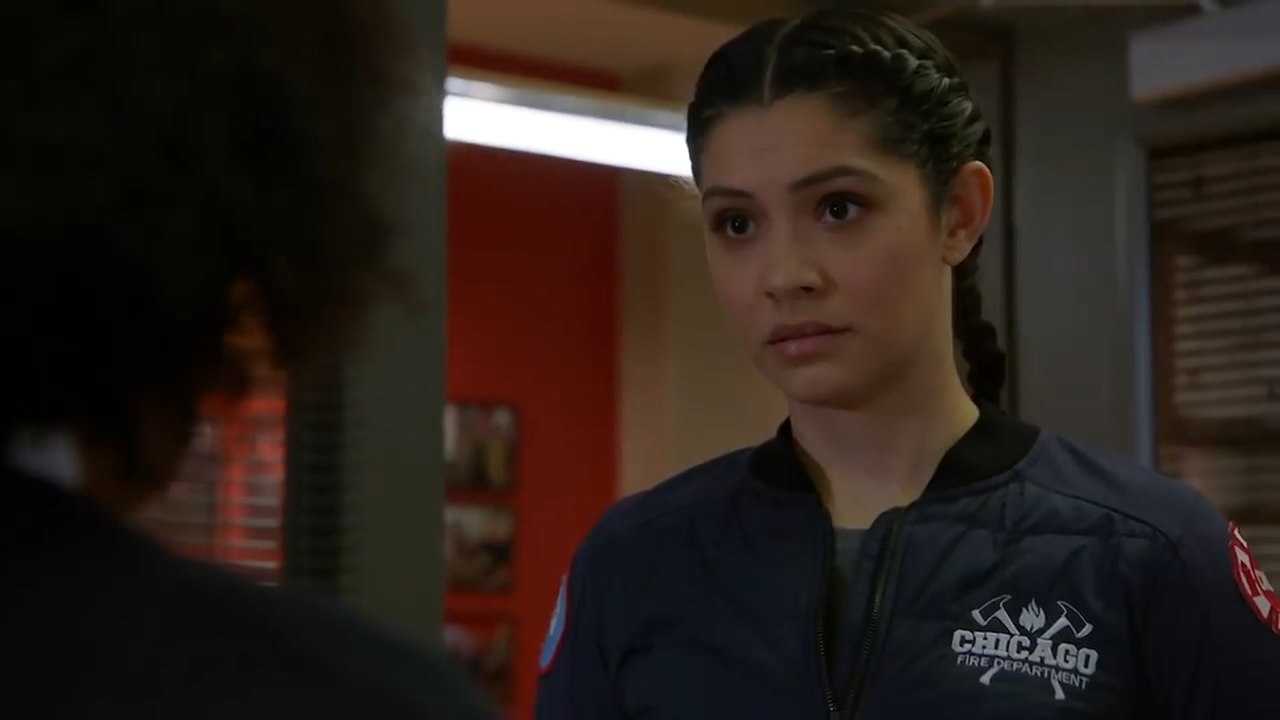 Chicago Fire - Stella Kidd Meets Her Hero