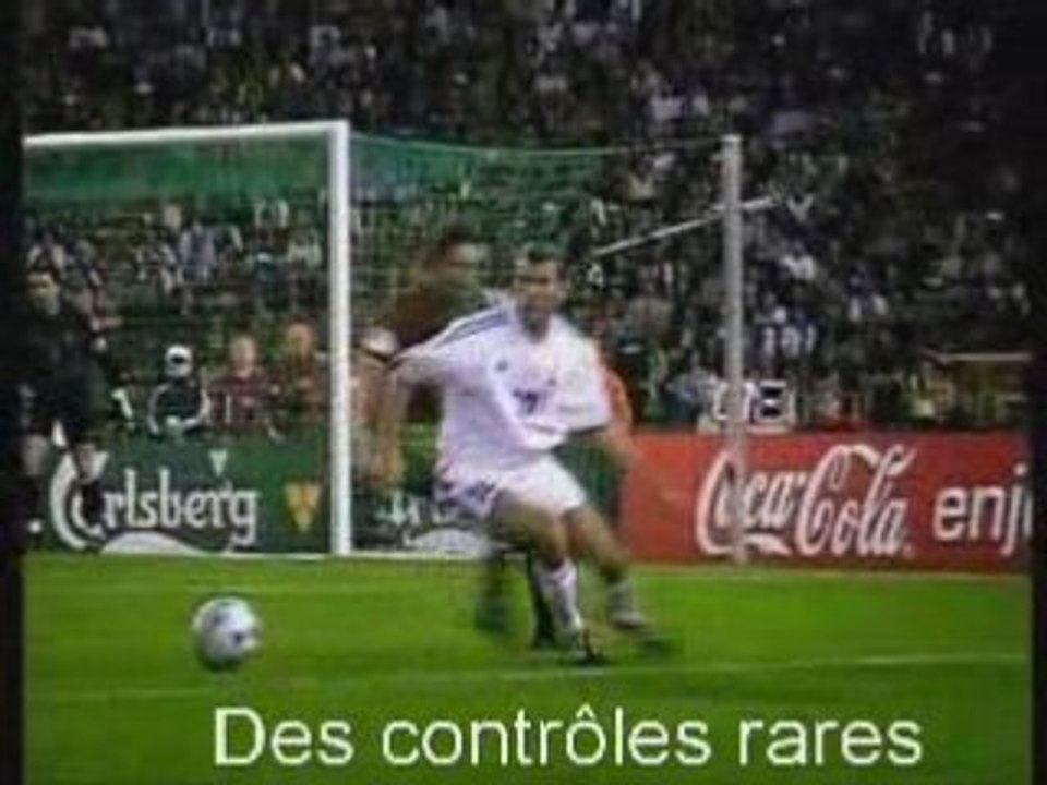 Ronaldinho Vs Zidane-0