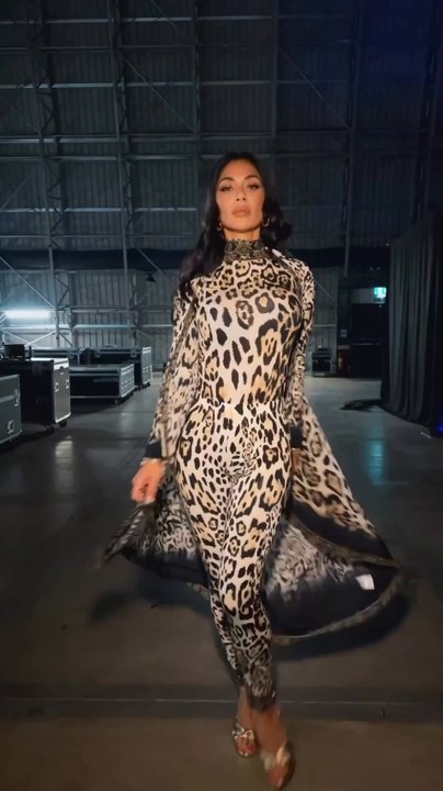 Nicole Scherzinger struts in mind-blowing slinky catsuit