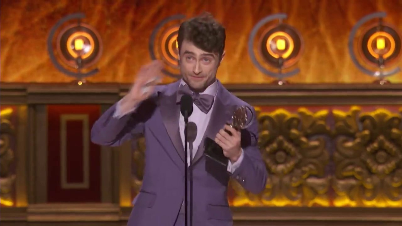 Daniel Radcliffe gives rare shout-out to his pa...