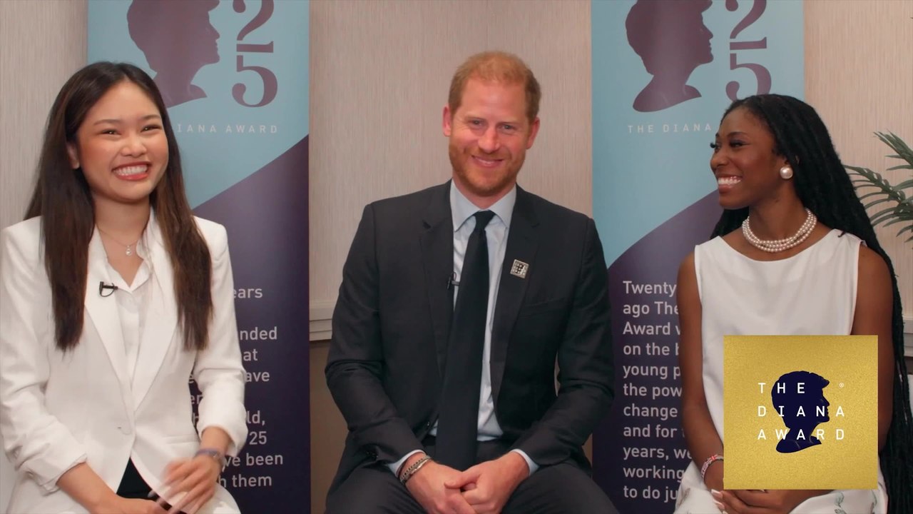 Prince Harry Applauds Young Activists With Mess...