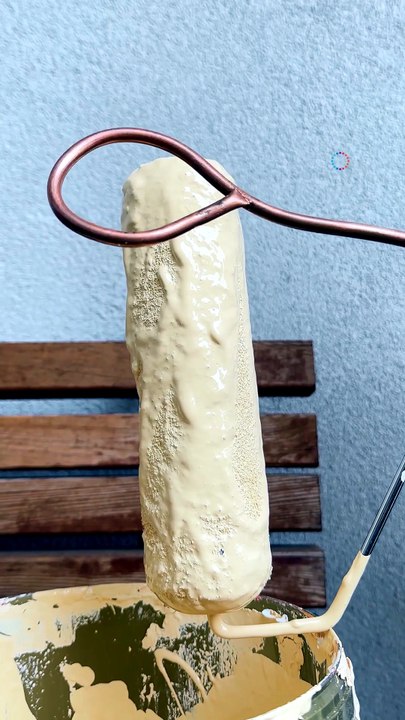 Oddly satisfying paint roller trick✨