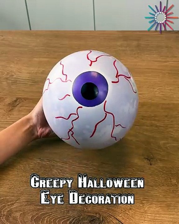 Spooky homemade eyeballs that float and stare👁️🎈
