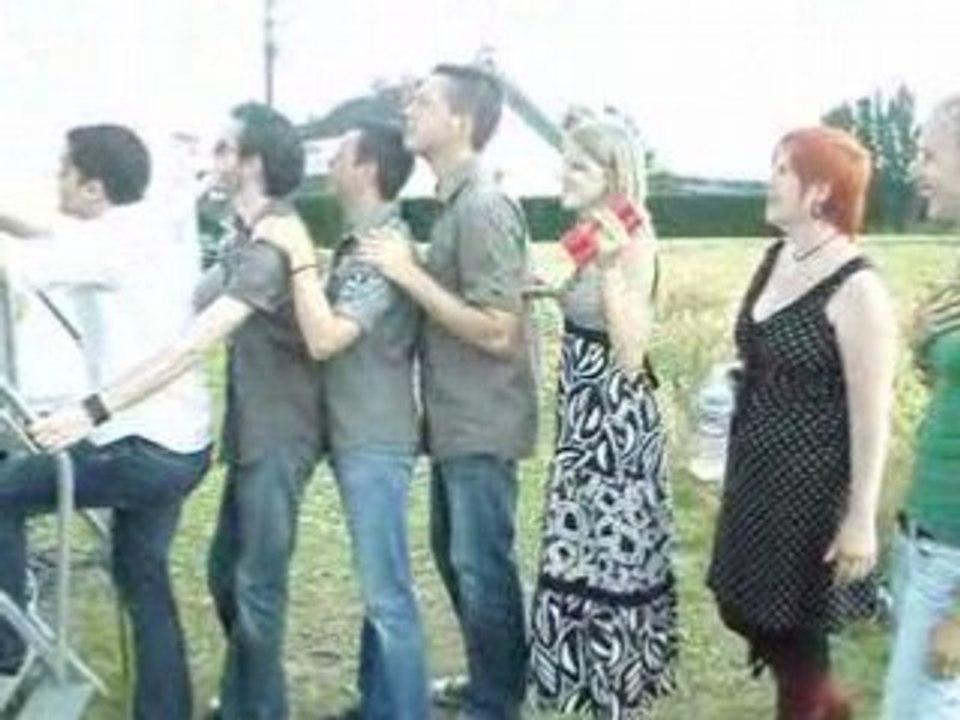 Sleaford monte sur scéne à Marpent 14 Juillet