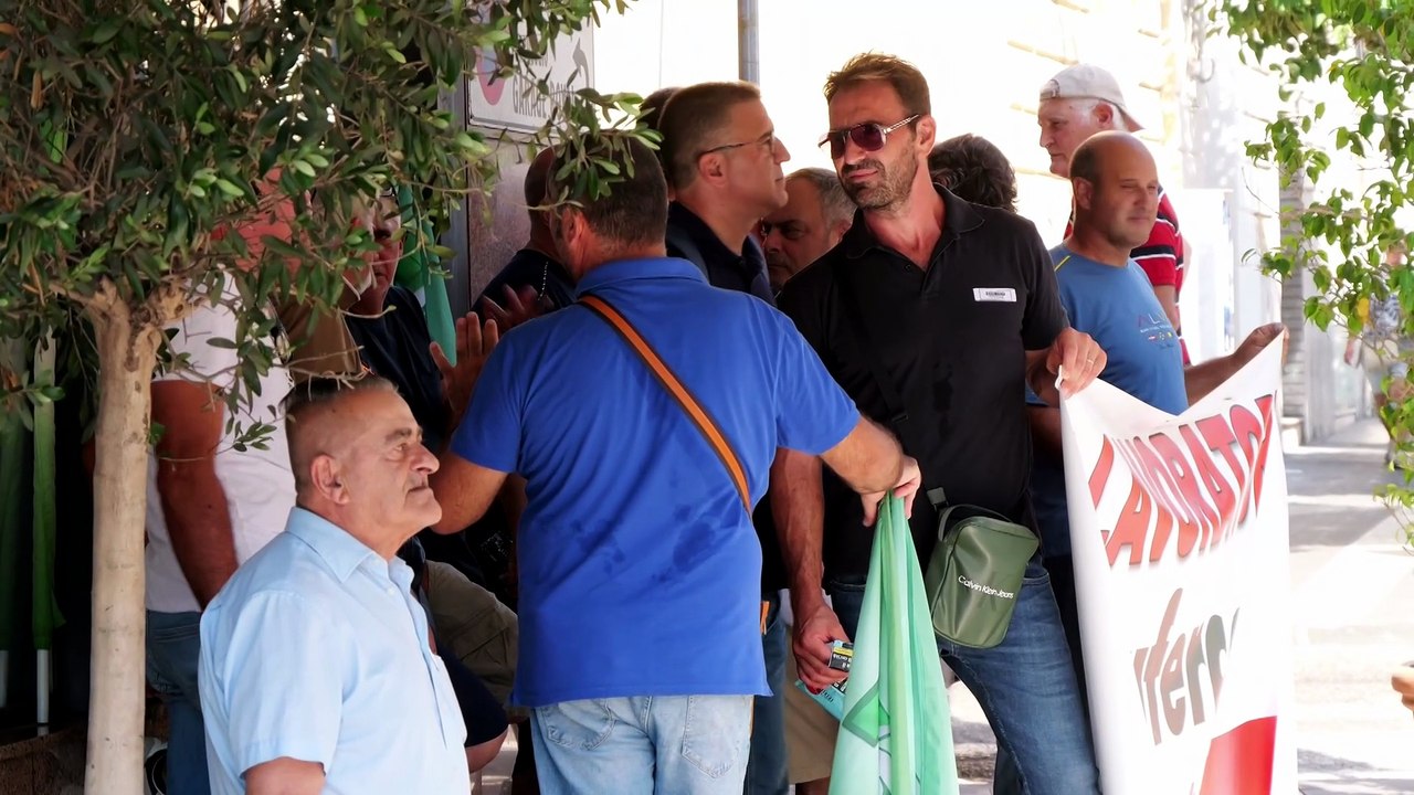 Vertenza Duferco, sit in senza incontro