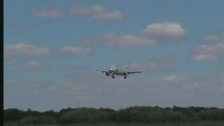 Landing Airbus A320 XL-Airways-France F-HDCE