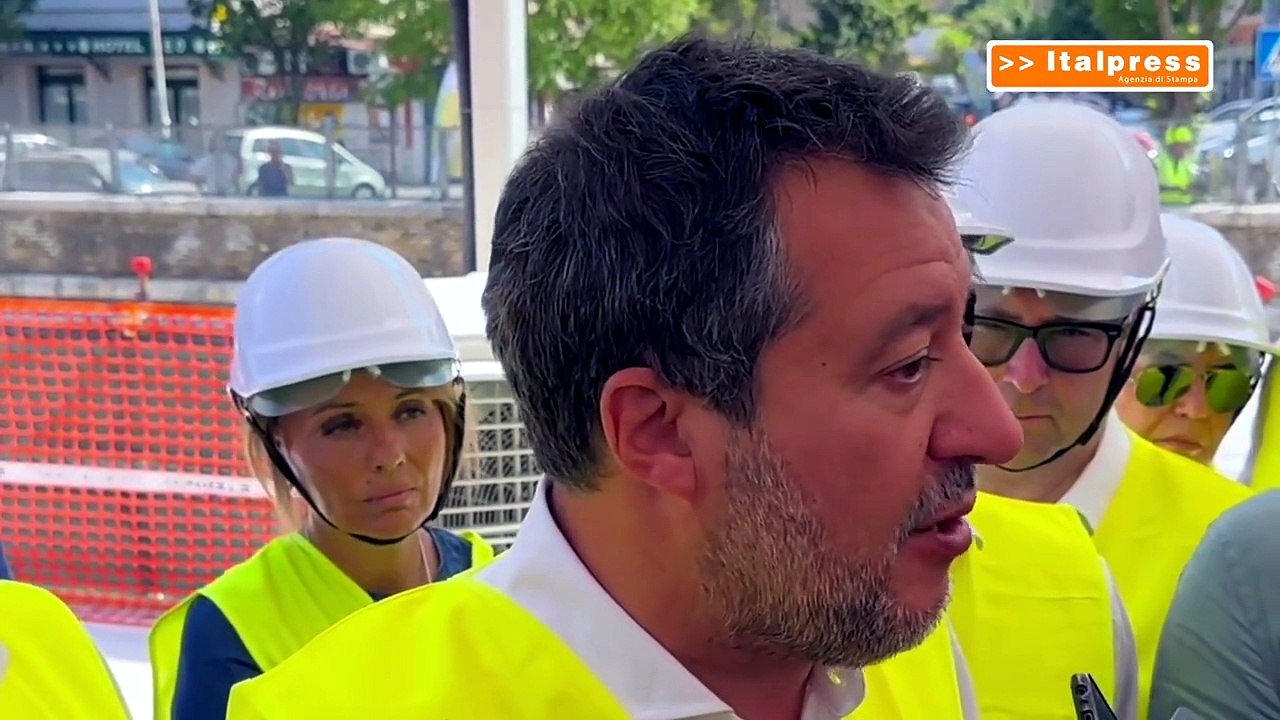 Salvini "Per la prossima manovra la Lega chiederà 5% su utili a prime 10 banche"