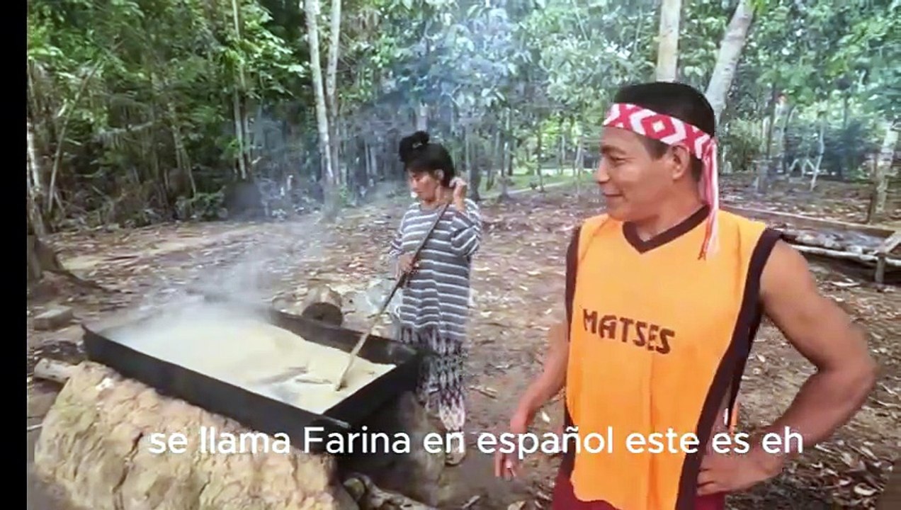 An Indigenous Person Shows Us How to Cook in the Amazon Rainforest!