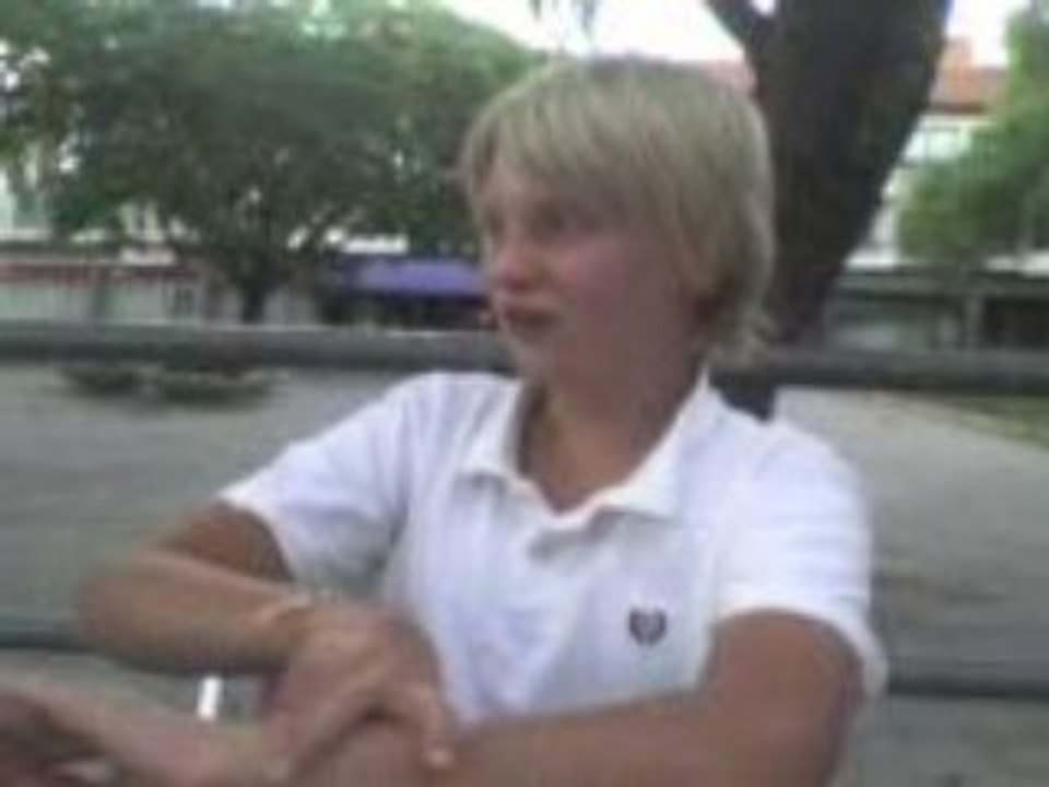 Tobbe pratar