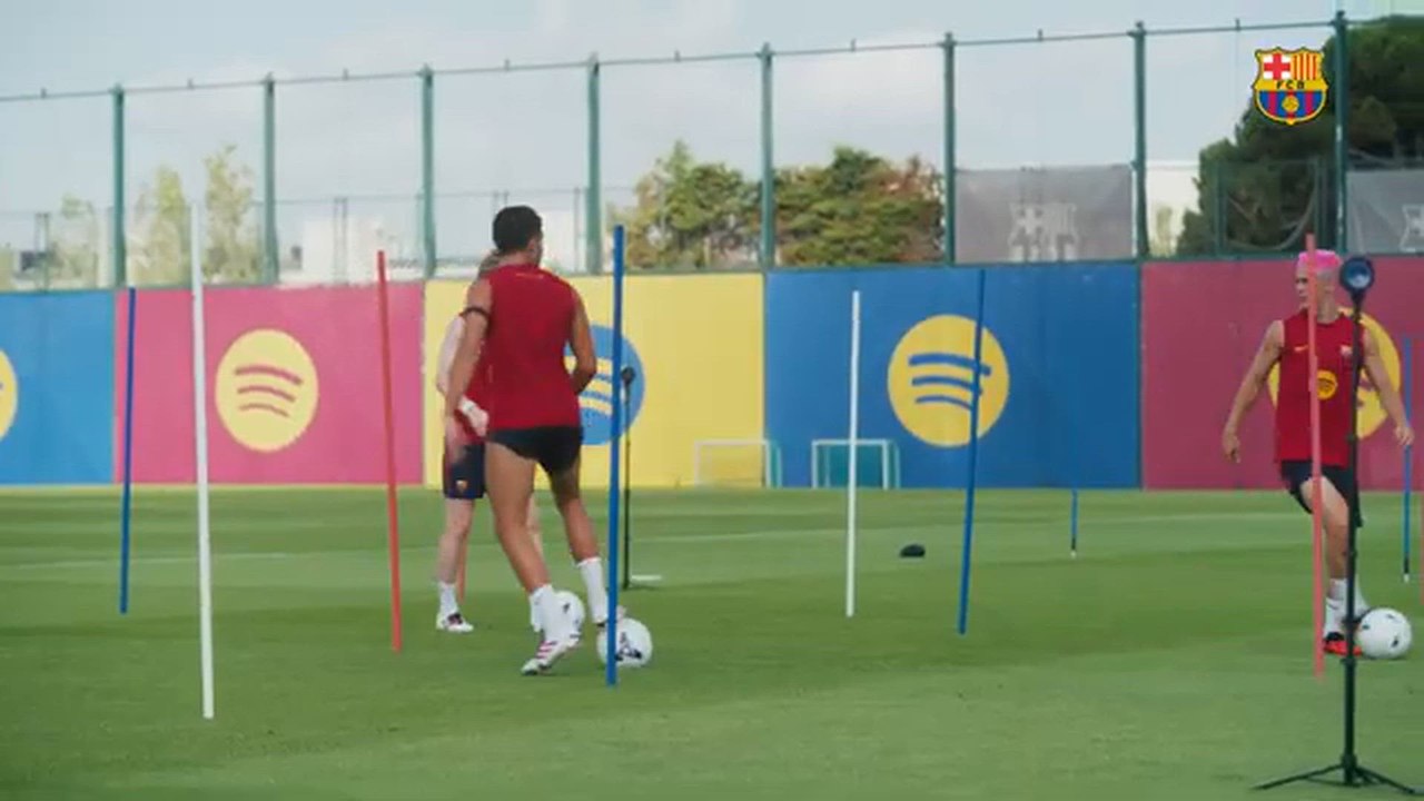 Kounde vuelve a los entrenamientos, entrenamien...
