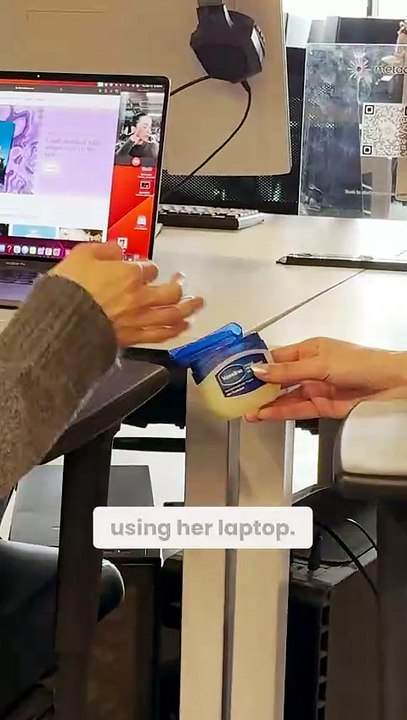 This girl is living in 2035