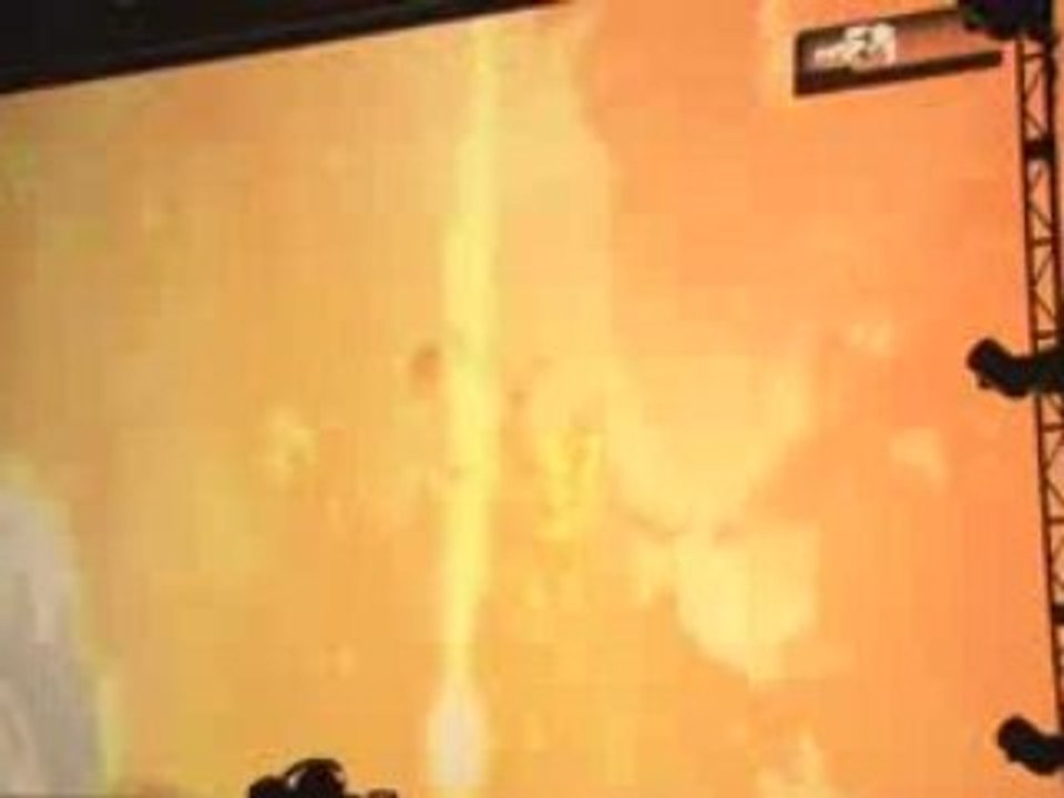 [E3-08] Gears of War 2 Gameplay 01