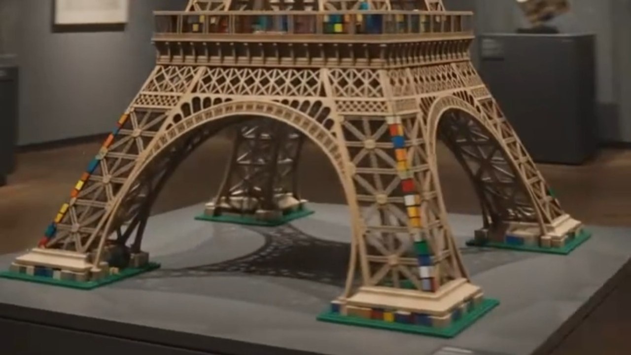 Building Eiffel Tower from Rubik's Cube #Eiffel...