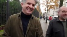 2023 – Laura Smet – Ses souvenirs auto avec Johnny Hallyday & Nathalie Baye (100 Bornes, YouTube, 18 Décembre)