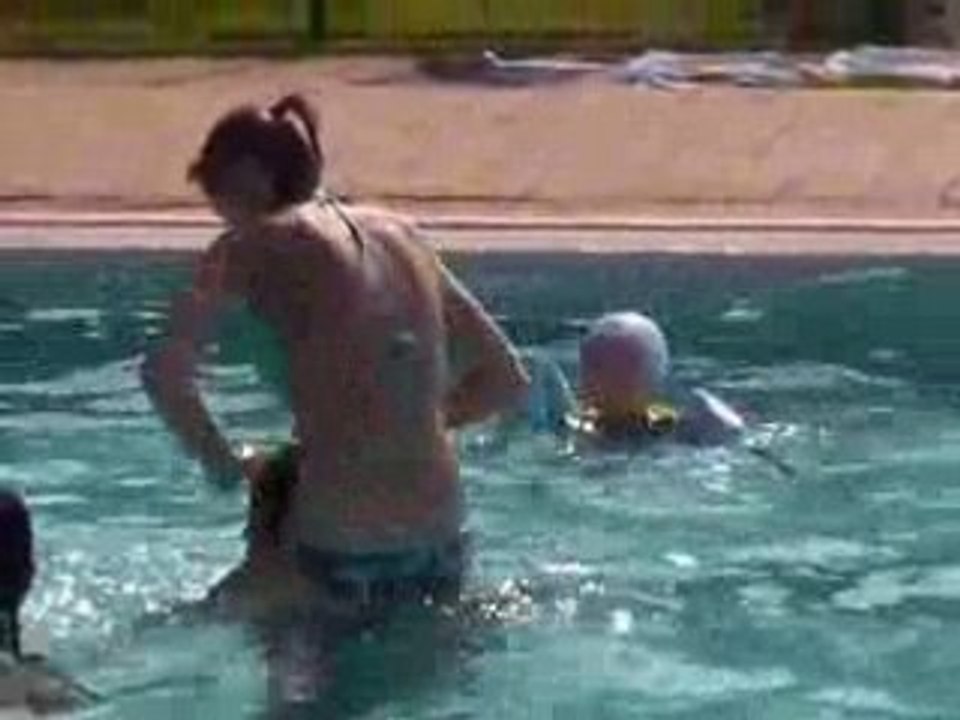 Elona piscine 2