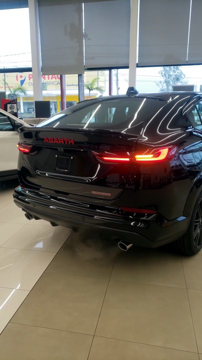 Novo Fiat Fastback Abarth 2026