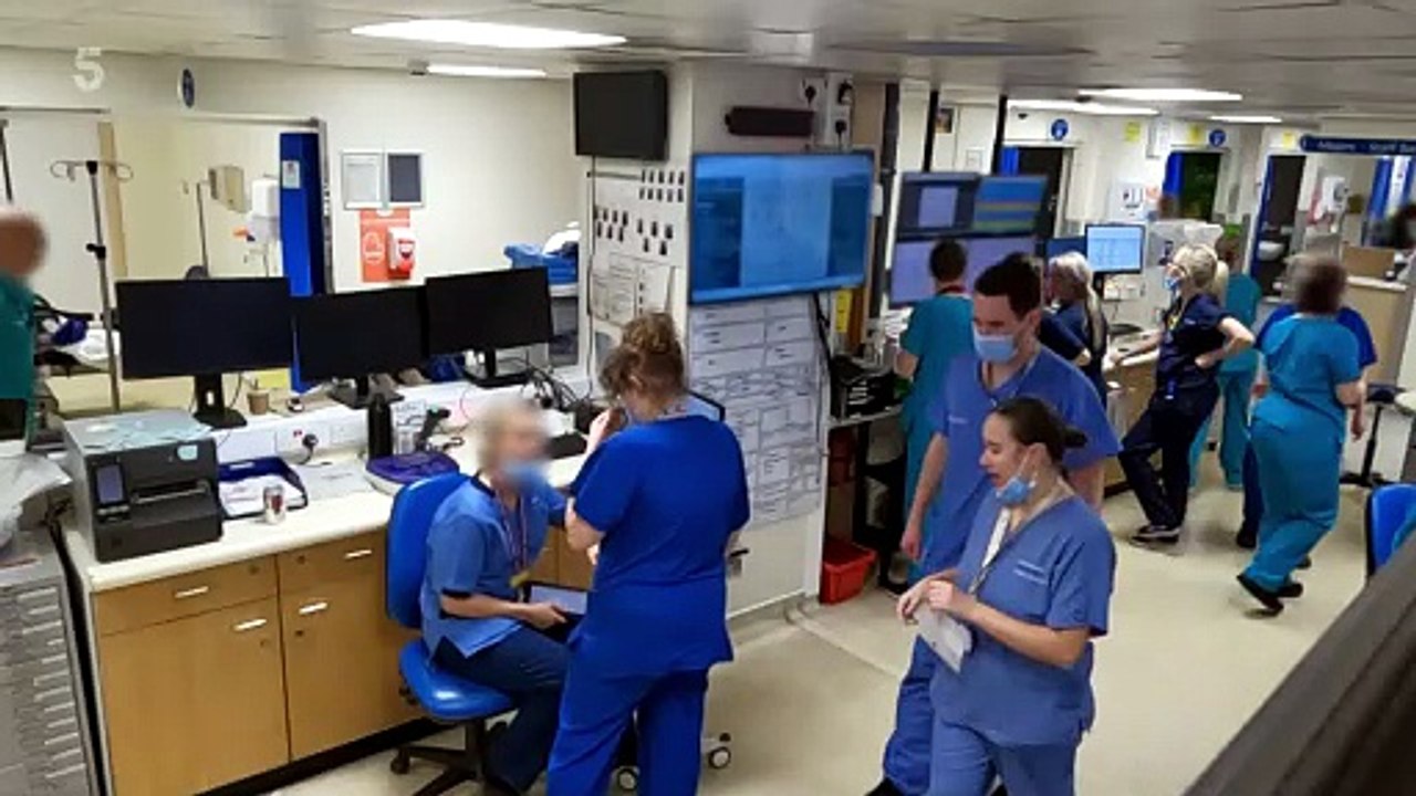Casualty 24 7 Every Second Counts S12E01