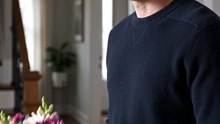 Ethan_enters_house_holding_flowers_202608121825