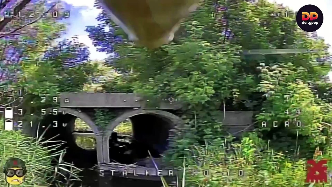Drones FPV ucranianos cazan a tropas rusas y de...