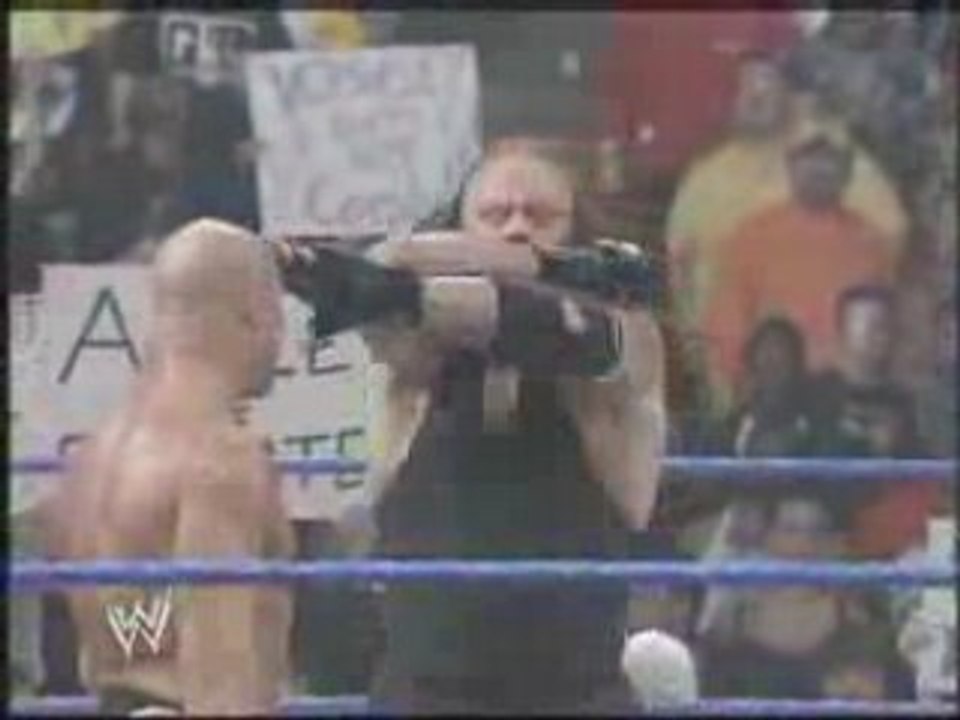 The Undertaker chokeslam &tombstone piledriver on Mark Henry