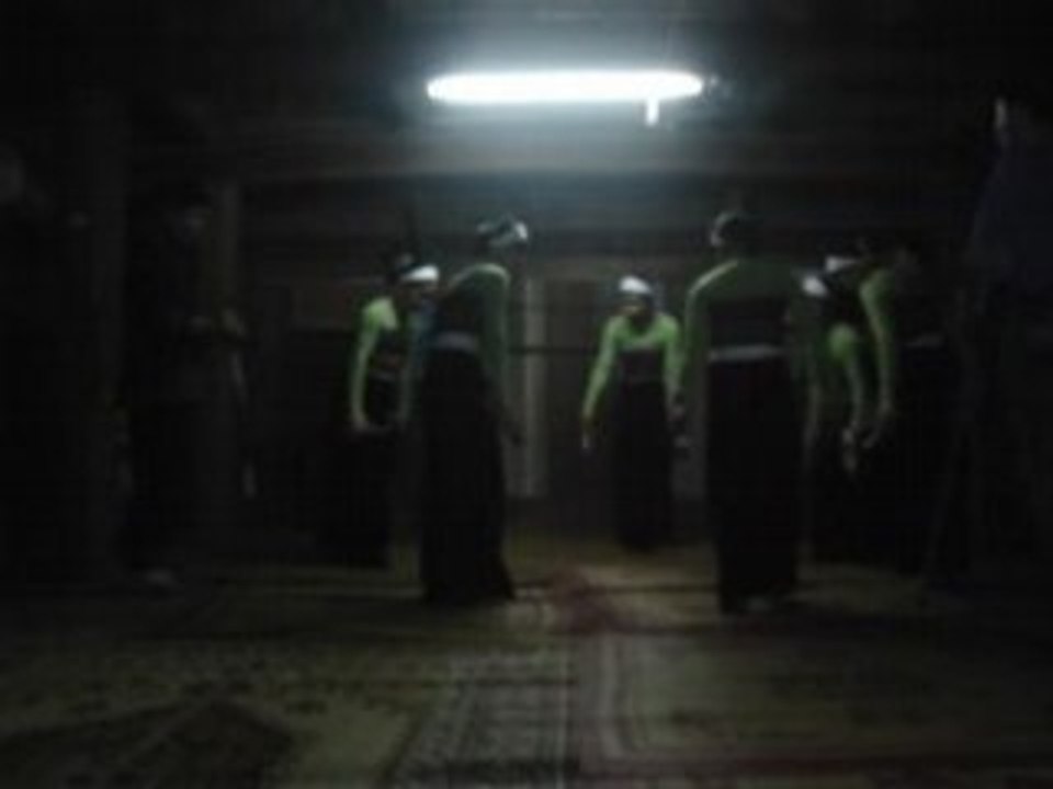 Thai Dance 01