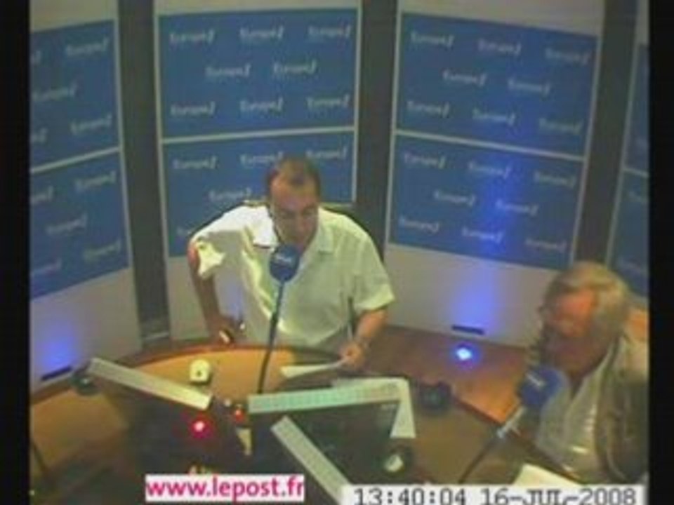 Charlie Hebdo : Siné répond à Val et Askolovitch