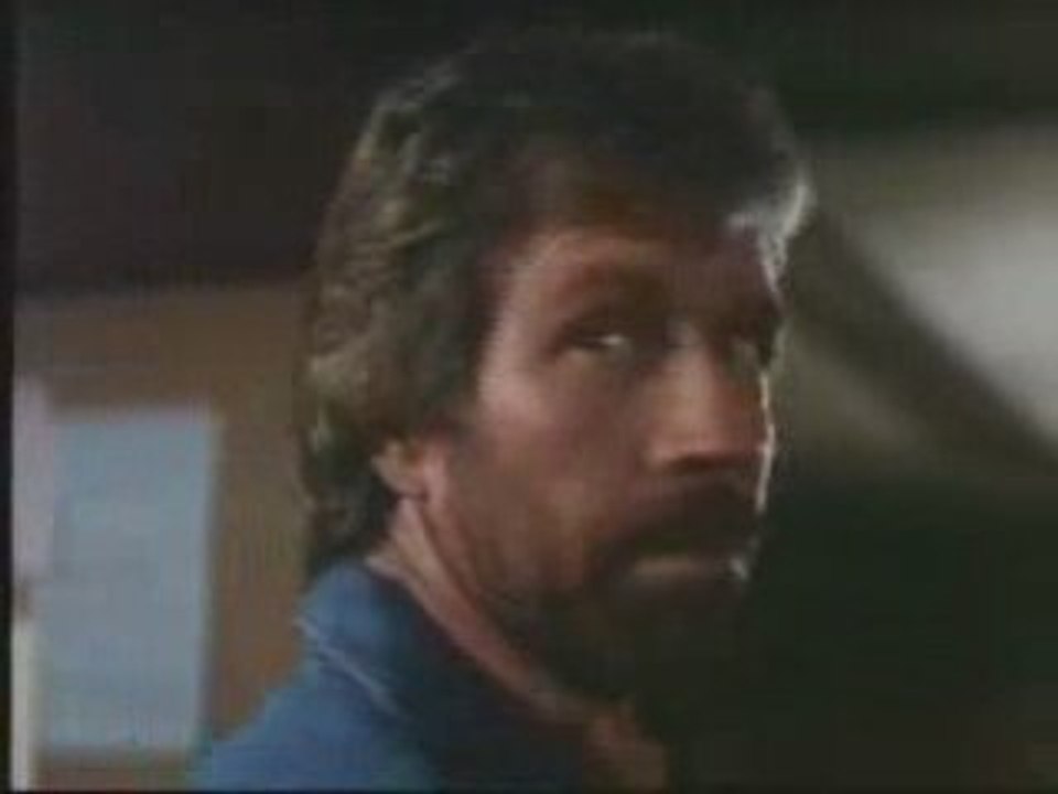 Chuck Norris, mes pieds dans la gueule