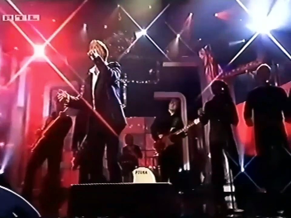 SOME PEOPLE by Cliff Richard - live TV performance 2008