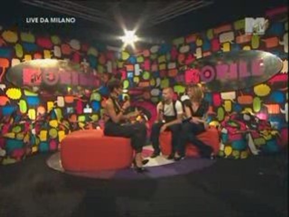 Rihanna - Live in Milan - 2008-07-15 - Interview