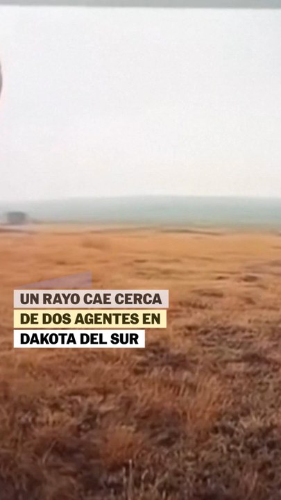 Rayo cae cerca de agentes en Dakota del Sur