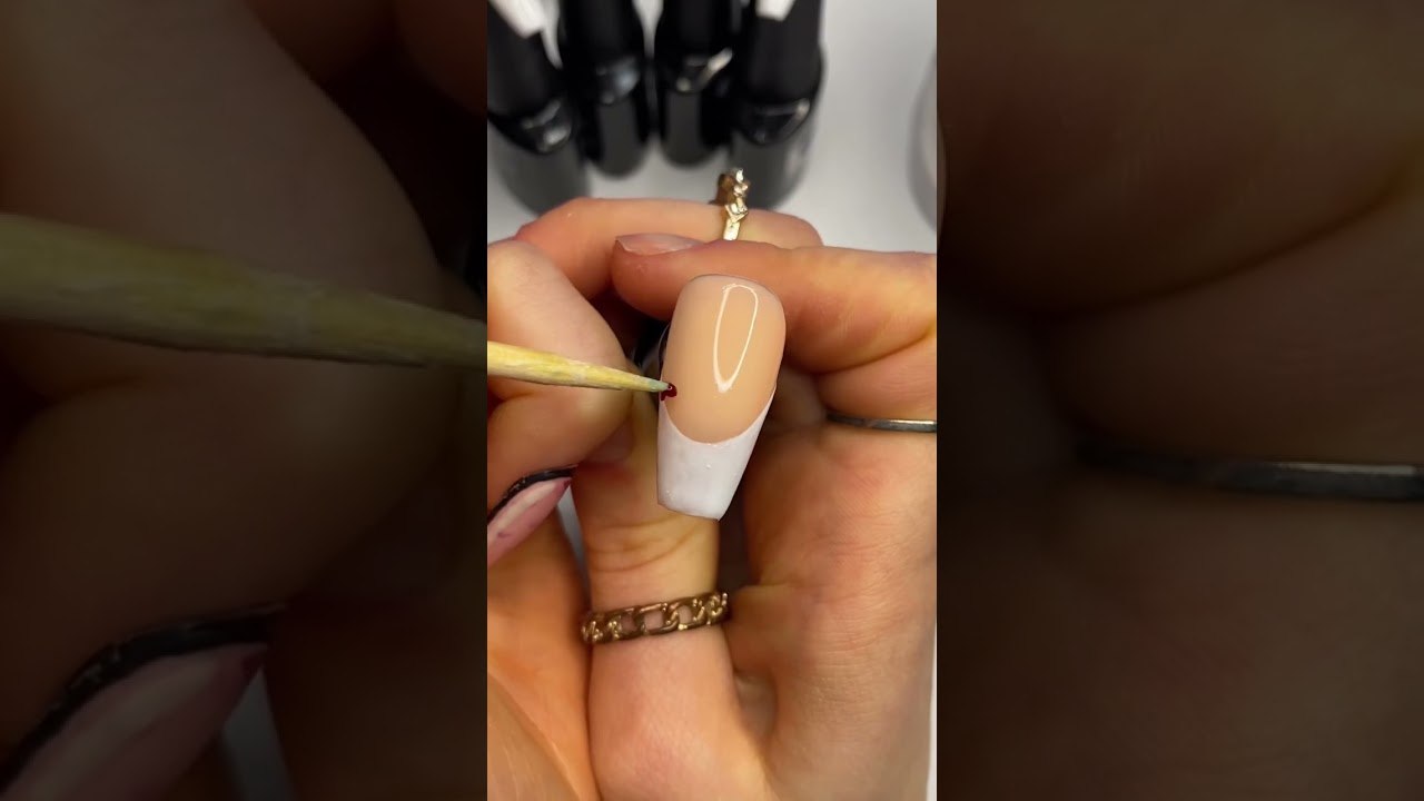 Super easy 😍💅🏻 #shorts #nails #gelnails #gelx